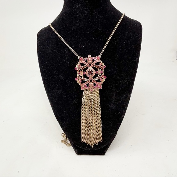 Round Entwined Pink Red Stone Filigree Necklace With Fringe Detail Up To 24” - Picture 1 of 8